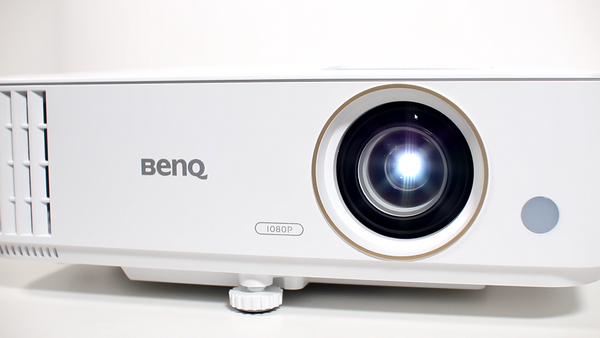 Benq th585 для домашнего кинотеатра и игр Benq th585 для домашнего кинотеатра и игр