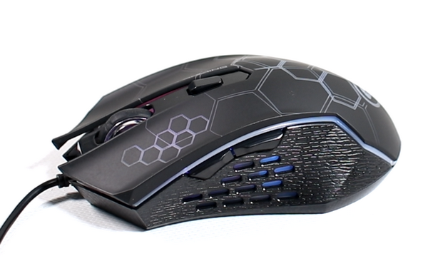 Бюджетная игровая периферия от Marvo Scorpion Бюджетная игровая периферия от Marvo Scorpion