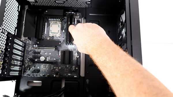 Давайте соберем ПК среднего класса с процессорами intel и nvidia Давайте соберем ПК среднего класса с процессорами intel и nvidia