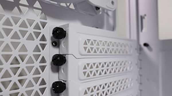 Я делаю высококлассный игровой ПК для друга Я делаю высококлассный игровой ПК для друга