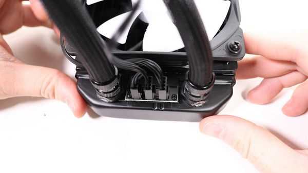 Я делаю высококлассный игровой ПК для друга Я делаю высококлассный игровой ПК для друга