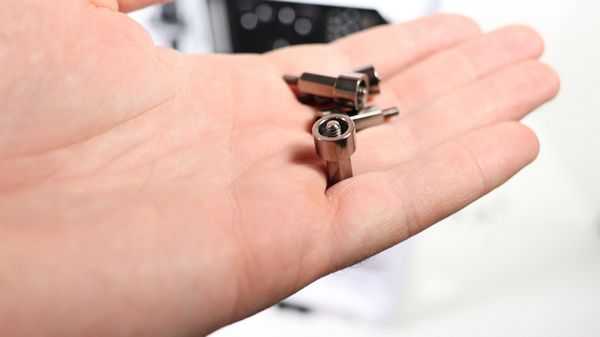 Я делаю высококлассный игровой ПК для друга Я делаю высококлассный игровой ПК для друга