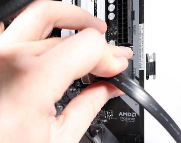 Я делаю высококлассный игровой ПК для друга Я делаю высококлассный игровой ПК для друга