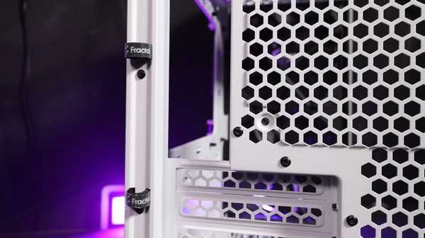 Я собрал ПК с самым быстрым игровым процессором ryzen 9 7950x3d Я собрал ПК с самым быстрым игровым процессором ryzen 9 7950x3d