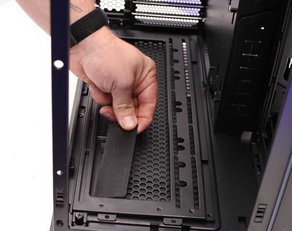 Это самая известная компьютерная коробка в мире Это самая известная компьютерная коробка в мире