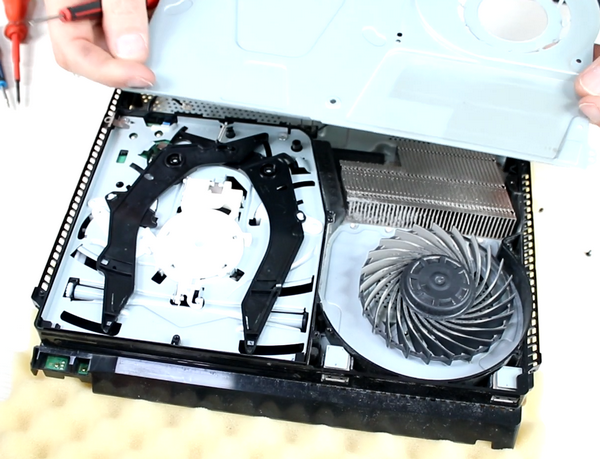 Как разобрать и почистить playstation 4 Как разобрать и почистить playstation 4