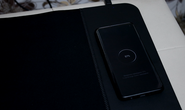 коврик для мыши canyon с беспроводной зарядкой и функцией rgb коврик для мыши canyon с беспроводной зарядкой и функцией rgb