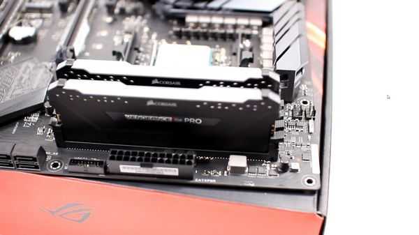 Крутой игровой ПК и две новые видеоигры Крутой игровой ПК и две новые видеоигры