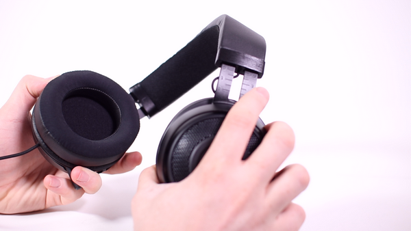 Культовая игровая гарнитура razer kraken