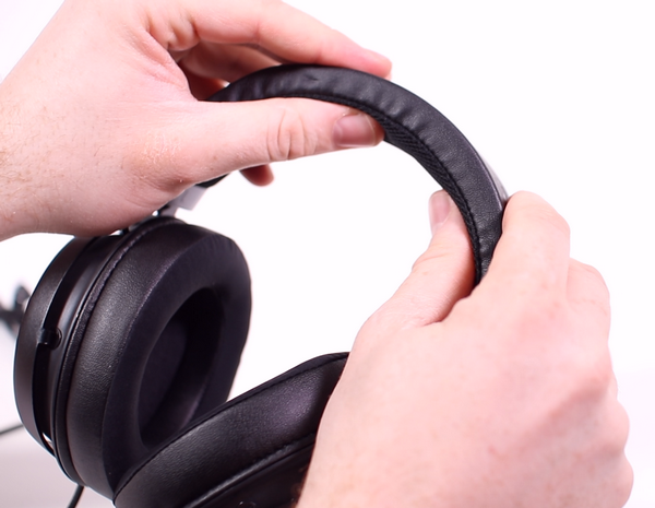 Культовая игровая гарнитура razer kraken