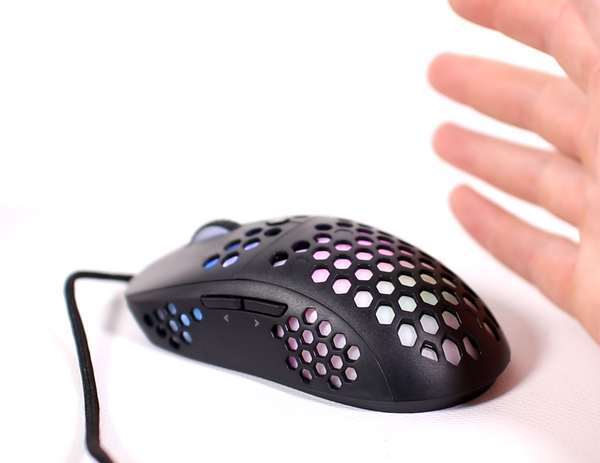 Легкая и удобная мышь Marvo pro g961 Легкая и удобная мышь Marvo pro g961