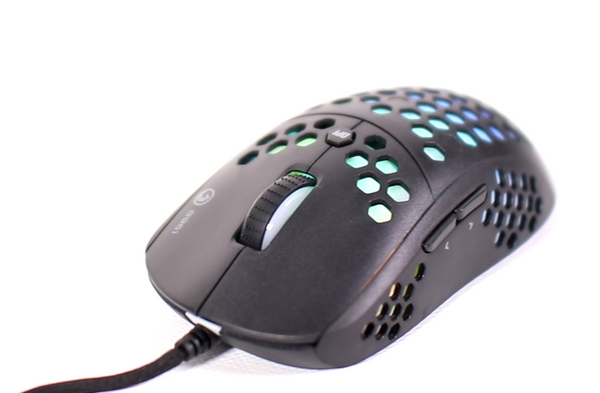 Легкая и удобная мышь Marvo pro g961 Легкая и удобная мышь Marvo pro g961