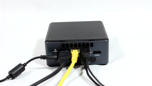 Маленький мощный компьютер Intel nuc Маленький мощный компьютер Intel nuc