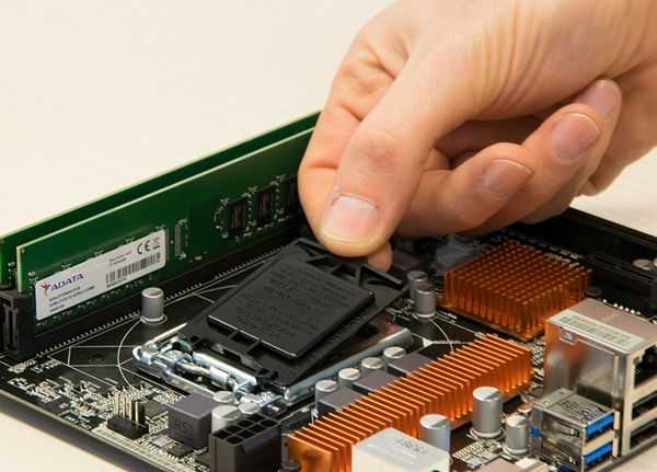 Монтаж процессора шаг за шагом Монтаж процессора шаг за шагом