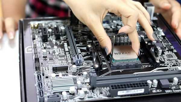 Насколько хорош ПК, который собрали девушки Насколько хорош ПК, который собрали девушки