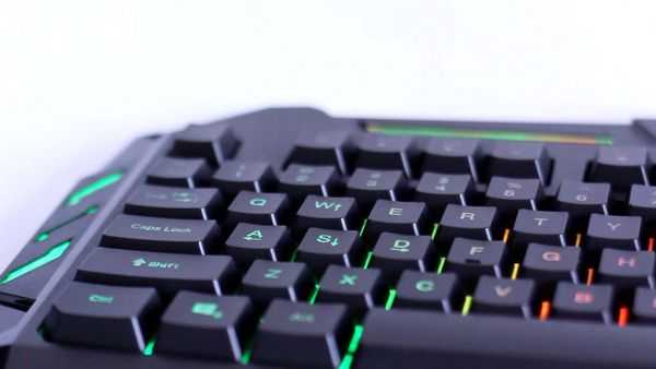 Обзор 3 бюджетных игровых клавиатур Обзор 3 бюджетных игровых клавиатур