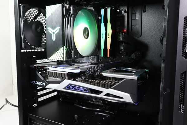 Отличный ПК для игр и создания контента Отличный ПК для игр и создания контента