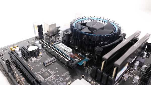 Ps за £1200. с внешней видеокартой в 2022 году Ps за £1200. с внешней видеокартой в 2022 году