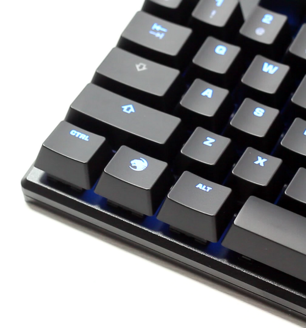 Roccat kone pure se и roccat suora Roccat kone pure se и roccat suora