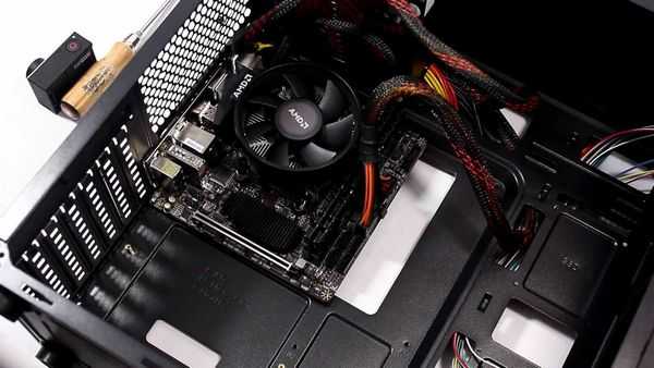 Ryzen 5 2400g и r3 2200g с интегрированной видеокартой vega уже здесь Ryzen 5 2400g и r3 2200g с интегрированной видеокартой vega уже здесь