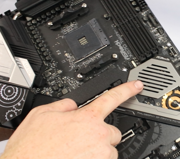 Ryzen 7 3700x и radeon 5700 уже здесь Ryzen 7 3700x и radeon 5700 уже здесь