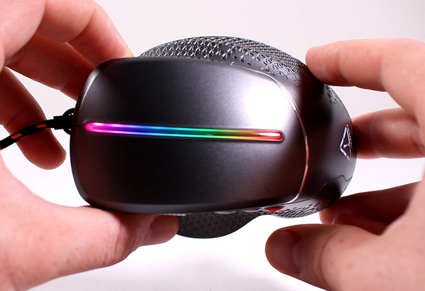 Самая странная вертикальная мышь от Canyon. Самая странная вертикальная мышь от Canyon.