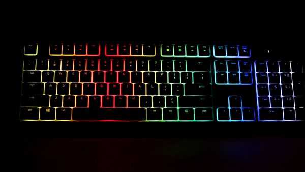 Razer ornata chroma - удобная и светящаяся клавиатура