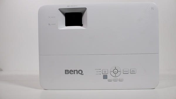 Benq th585 для домашнего кинотеатра и игр